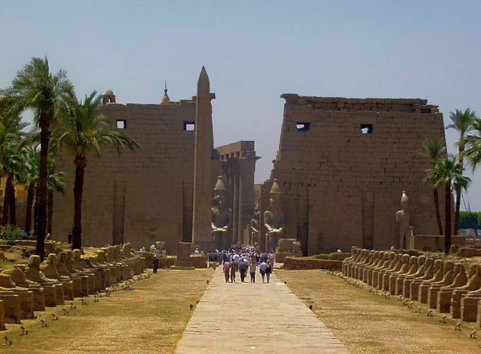 DAY TOUR TO LUXOR FROM ASWAN